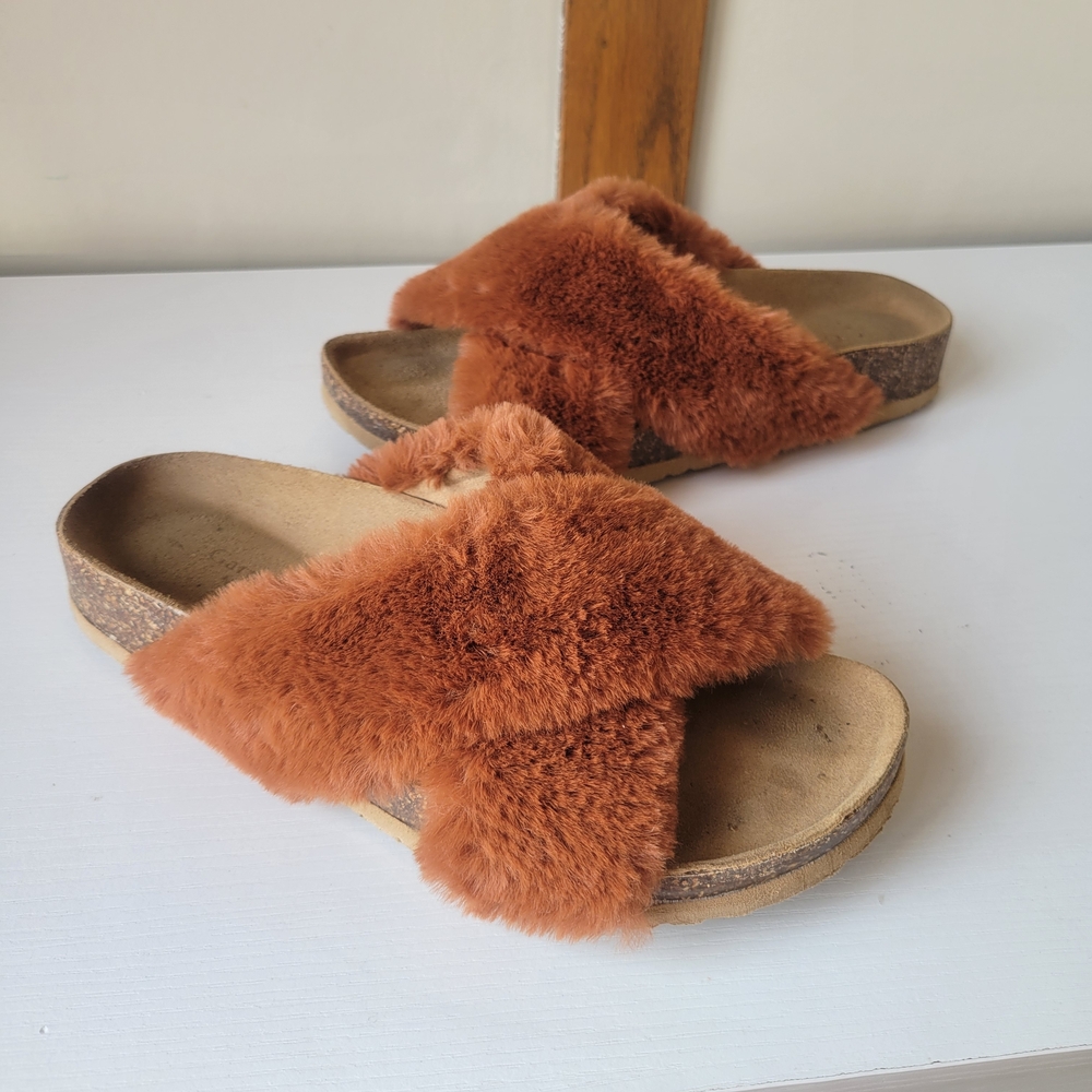 Garnet Hill Cozy Faux Fur Slide Sandals - Size 7